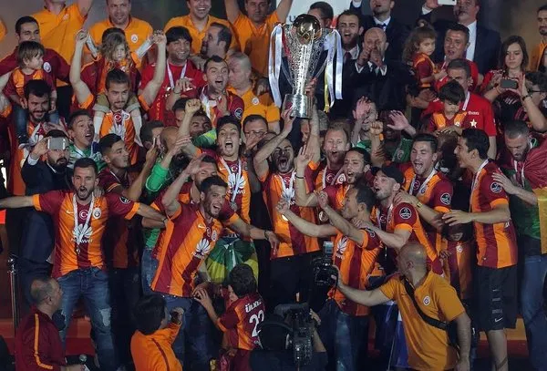 Galatasaray'da 18 yolcu