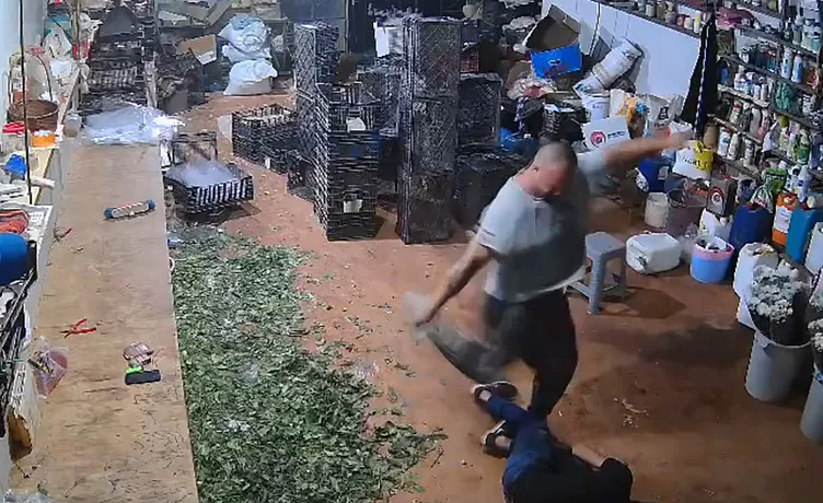 Çiçekçiyi tek yumrukla öldürmüştü: O vicdansız için karar verildi!