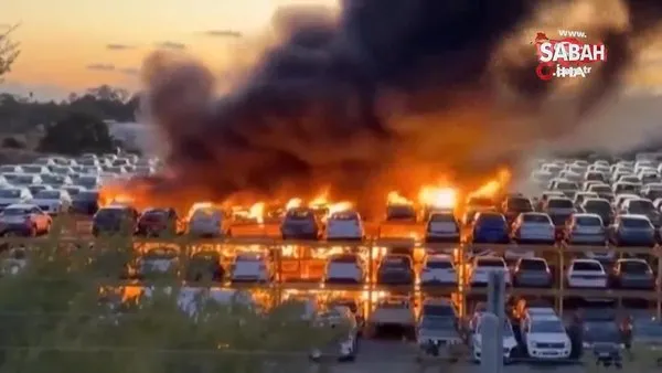 Fransa’da korkutan görüntü! Göstericiler park alanındaki onlarca aracı ateşe verdi | Video