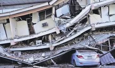 Panama 7.7 ile sallandı