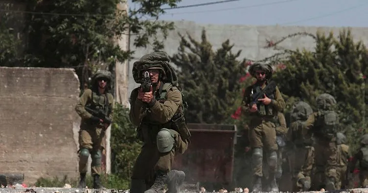 İsrail askerleri Gazze sınırı yakınında Filistinlileri şehit etti
