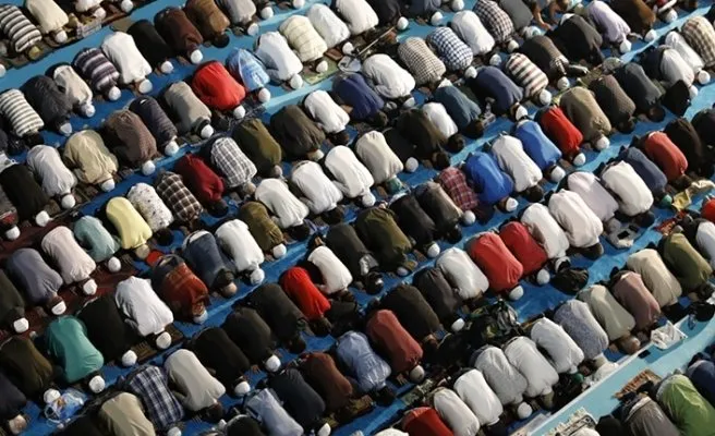 Ramazan bayram namazı saat kaçta kılınacak? 2019 İstanbul, Ankara, İzmir ve il il Ramazan bayram namazı saatleri