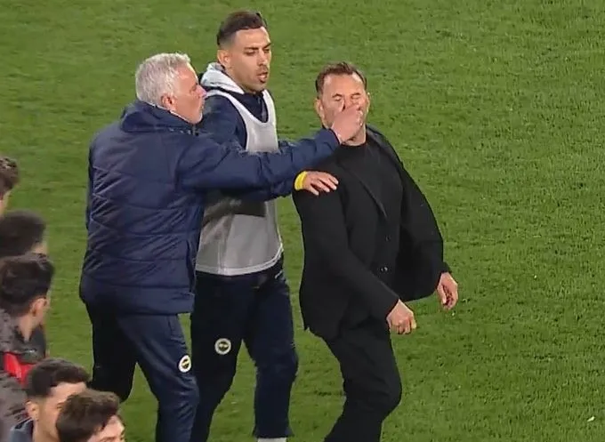 Son dakika haberi: Fenerbahçe - Galatasaray derbisi için ne ceza çıkacak? İşte Mourinho’yu bekleyen tehlike...