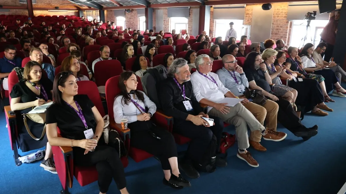 Bağımlılık ve İyileşme Sempozyumu'ndan bir kesit