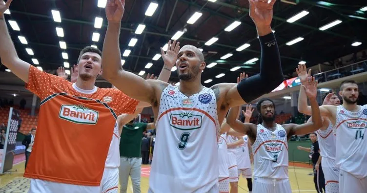 Banvit, FIBA Şampiyonlar Ligi’ne galibiyetle başladı
