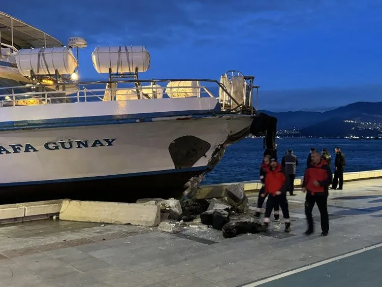 Kaptan bir anda fenalaştı! İzmir’deki yolcu gemisinde büyük panik