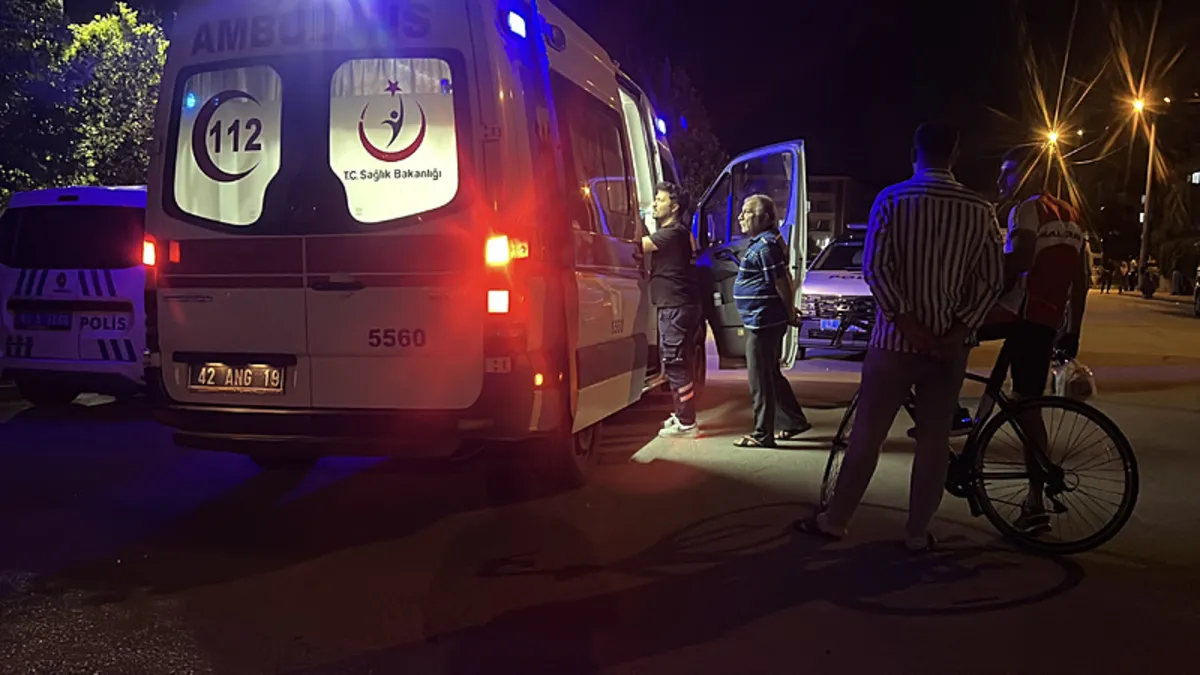 Konya’da kan donduran olay: Parkta tartıştığı üvey babasını bıçakladı! Konya’da kan donduran olay: Parkta tartıştığı üvey babasını bıçakladı!