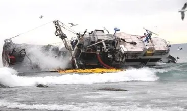 Palau’da balıkçı teknesi battı