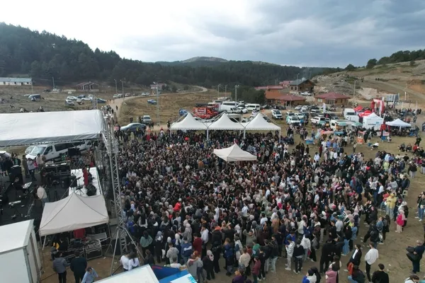 erzincanda-7-dumanli-yaylasi-genclik-ve-doga-festivali-renkli-goruntulere-sahne-oldu-1728832655152.jpg