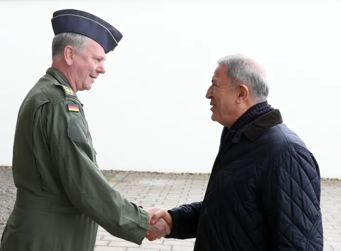 son-dakika-putin-ile-zelenski-gorusecek-mi-bakan-akardan-dikkat-ceken-aciklama-belki-de-mumkun-olacak-1651043109514.jpg SON DAKİKA: Putin ile Zelenski görüşecek mi? Bakan Akar'dan dikkat çeken açıklama: Belki de mümkün olacak...