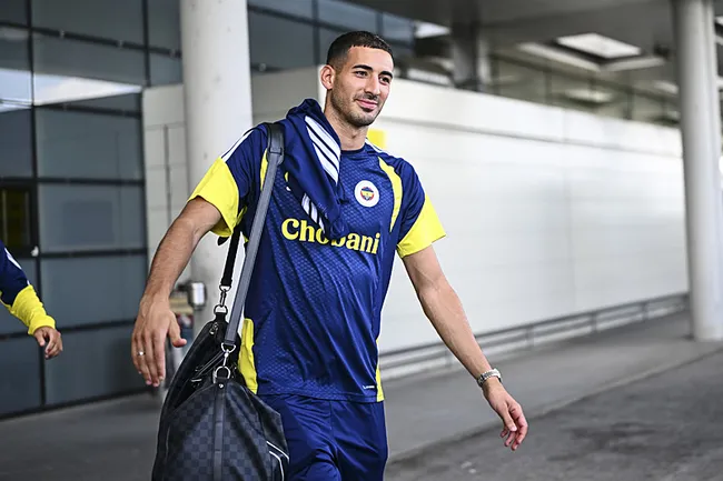 fenerbahcede-o-isim-ilk-11i-unuttu-1788761945701.jpg
