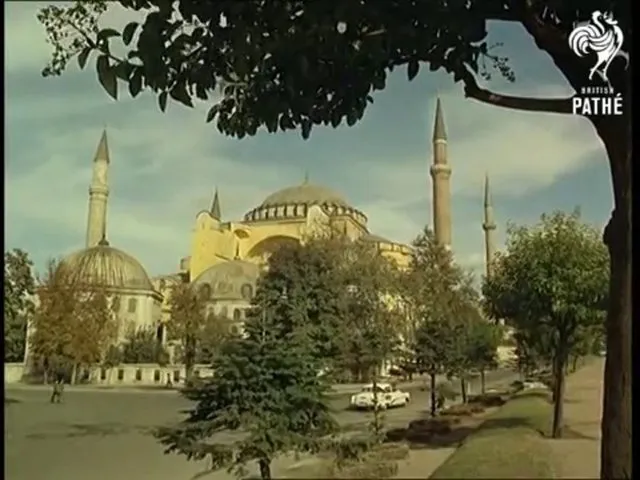 Bu görüntüler sizi nostaljik bir yolculuğa çıkaracak! İşte tarihi İstanbul fotoğrafları