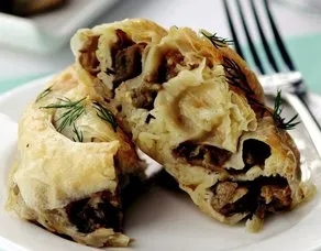 Patlıcanlı Gül Börek