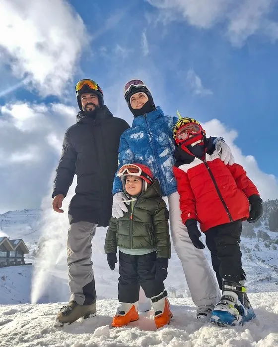 Bir süredir gözlerden uzaktı! Fahriye Evcen’den ’Ekranlara dönüş var mı?’ sorusuna cevap geldi...