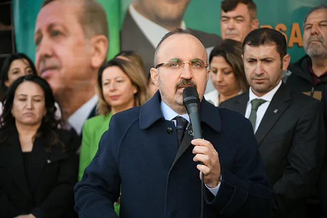 baskan-erdogan-edirnede-duzenlenen-mitingde-vatandaslara-telefonla-seslendi-1711229682756.jpeg Başkan Erdoğan, Edirne'de düzenlenen mitingde vatandaşlara telefonla seslendi