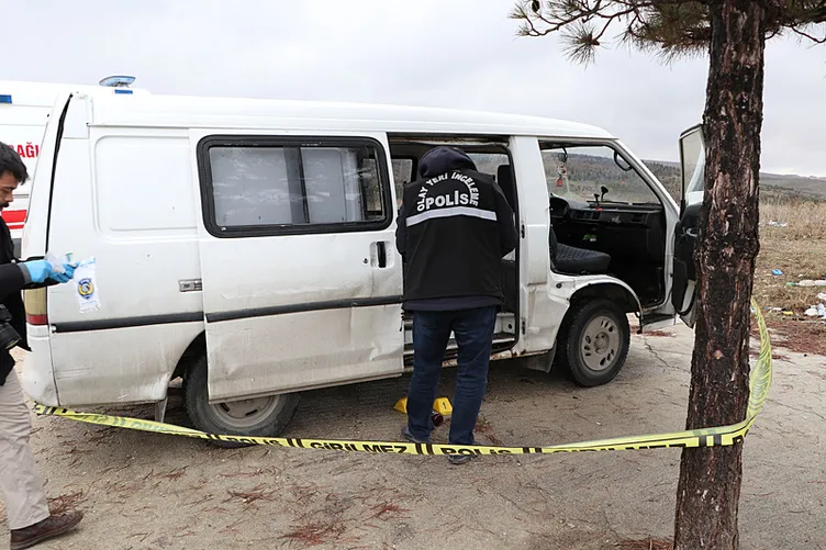 Eğlence mekanında ortalık karıştı: Polisleri gizlice izlerken yakalandı!