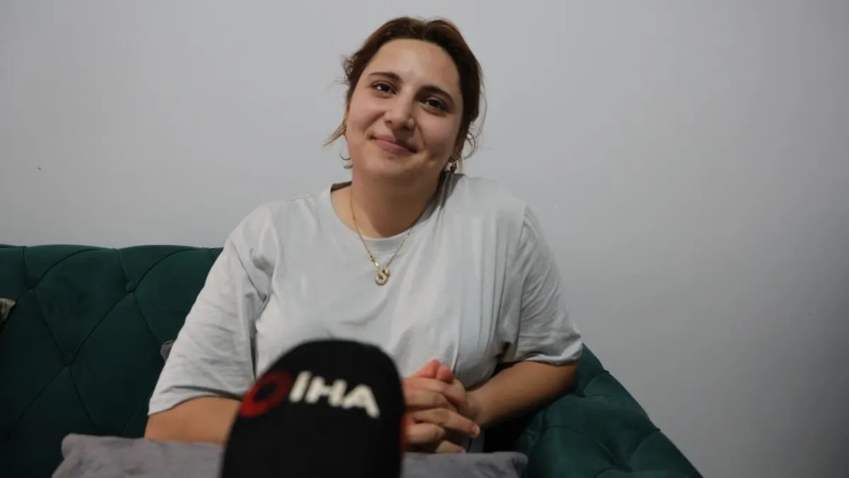 KKTC'deki feribot faciasından kurtulan gençler ailelerine kavuştu: Gemi batarken ilk terk eden kaptandı haber görseli