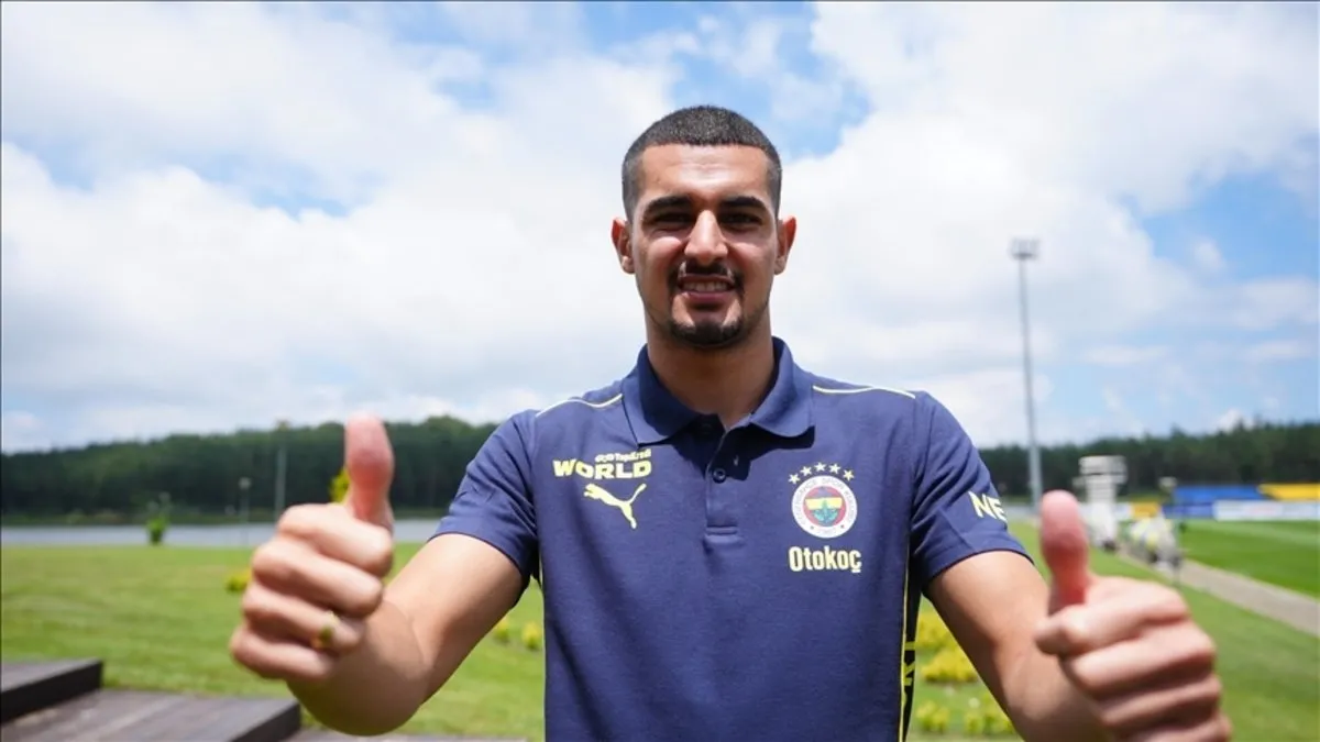 Fenerbahçe'de sıra Levent Mercan'da