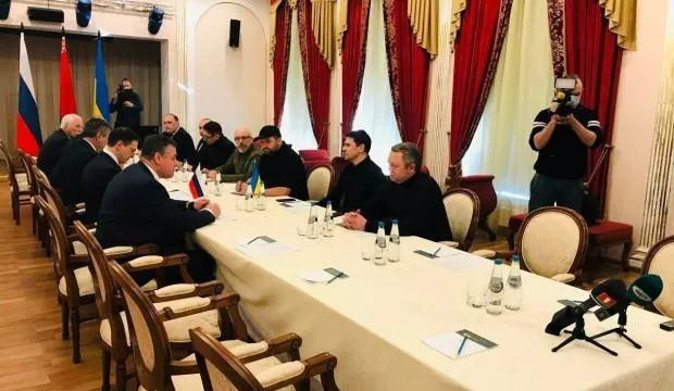 SON DAKİKA: RUSYA UKRAYNA SAVAŞI dehşete düşürüyor! Kiev bombalanıyor! Harkov kuşatıldı! NATO, Ukrayna ve Rusya’dan flaş açıklamalar