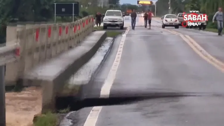 Brezilya’daki selde nehir üzerindeki köprü yıkıldı! Korkunç anlar kamerada | Video