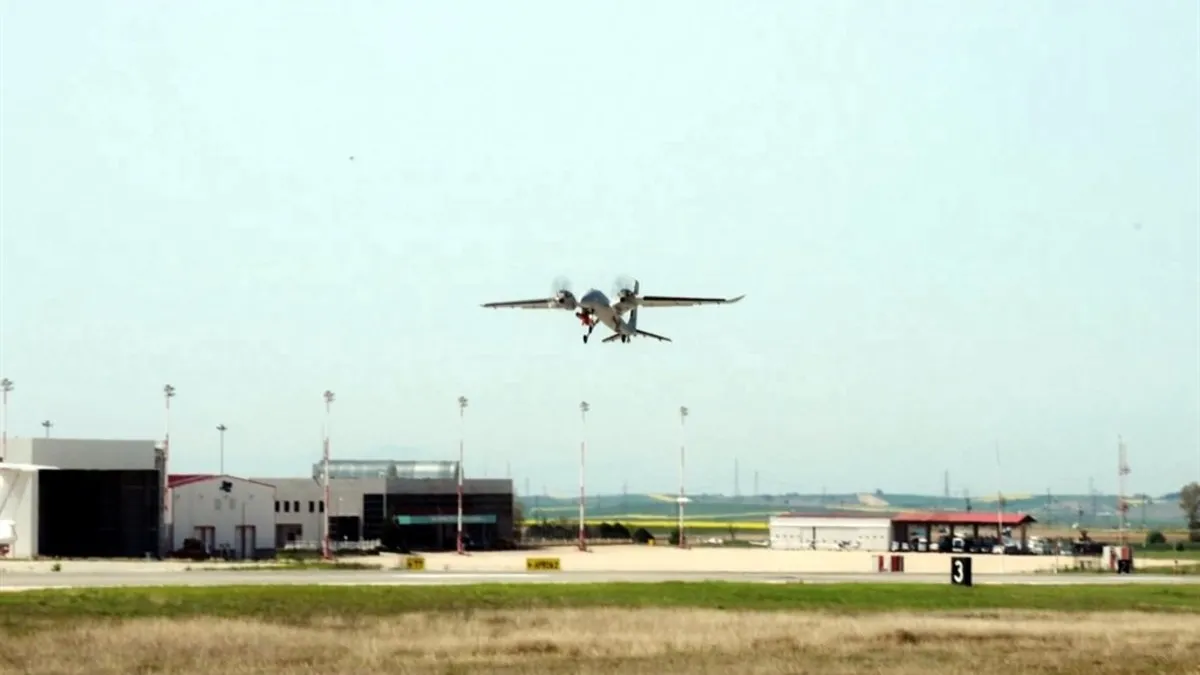 AKINCI’dan ÇAKIR füzesi ile hedefe tam isabet AKINCI’dan ÇAKIR füzesi ile hedefe tam isabet