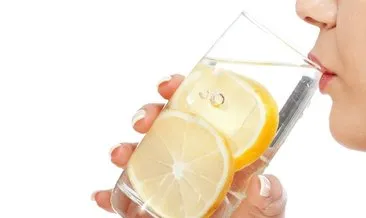 1 ay boyunca limonlu su içerseniz vücuda olan etkisine inanamayacaksınız