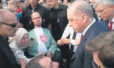 Erdoğan, Emre için otobüsü durdurdu