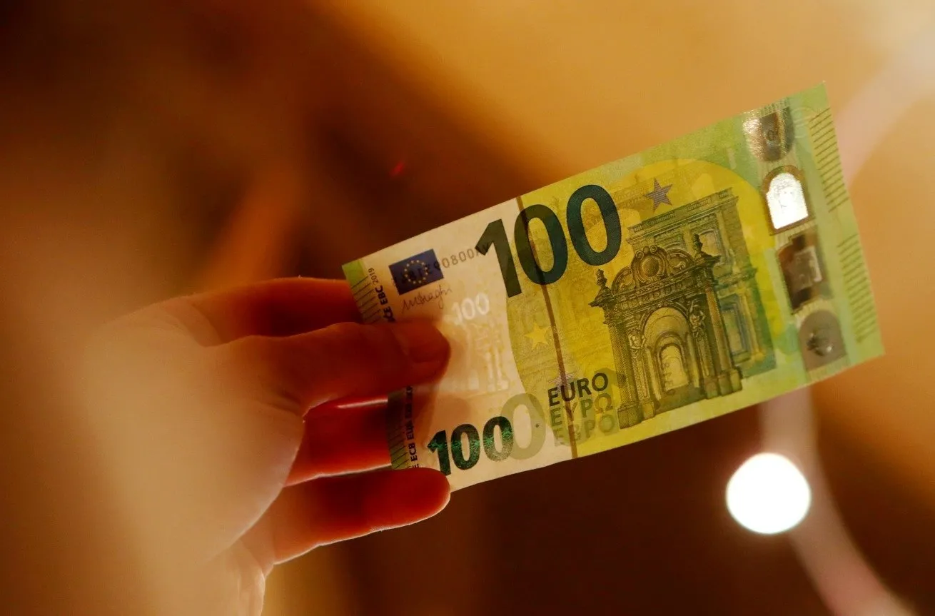 Euro güç kaybetti! Kötümser tahminler peş peşe geldi
