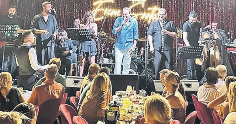 Fatih Terim ile Fikret Orman sırt sırta eğlendi