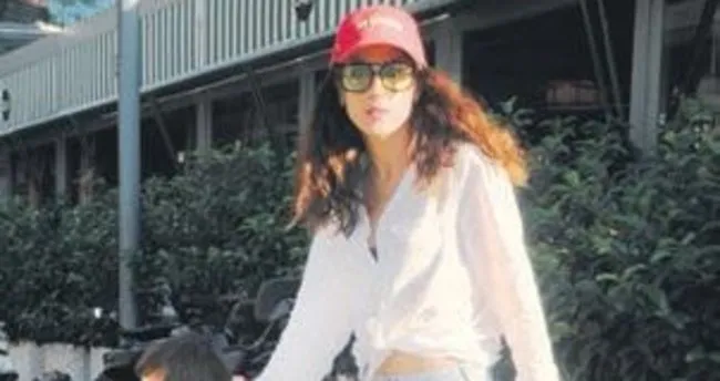 Güneşli havanın tadını çıkardılar – Son Dakika Magazin Haberleri Güneşli havanın tadını çıkardılar – Son Dakika Magazin Haberleri