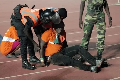 Fildişi Sahili-Senegal maçında ortalık karıştı