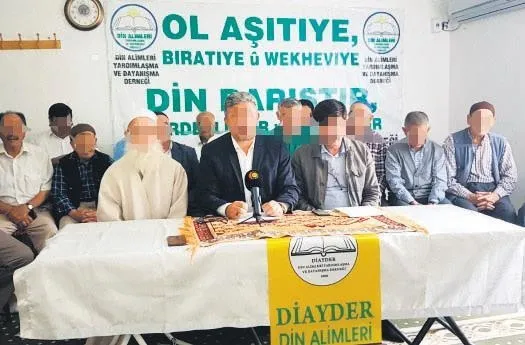 pkk-imamlarina-secim-talimati-pkknin-sozde-hocalarina-demirtas-ziyareti-1640575494978.jpg PKK imamlarına seçim talimatı! PKK'nın sözde hocalarına Demirtaş ziyareti