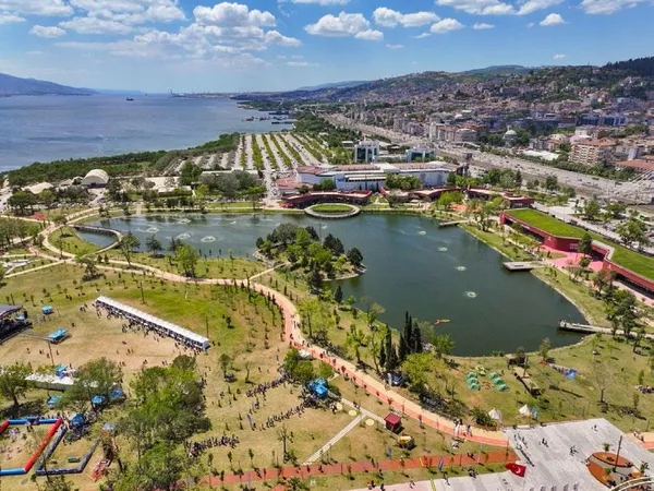 sanayinin-otesinde-farkli-bir-kocaeli-1791556426875.jpeg