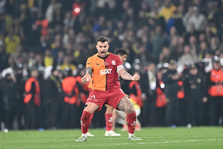 Okan Buruk iki ismin biletini kesti! Sezon sonunda yollar ayrılıyor...