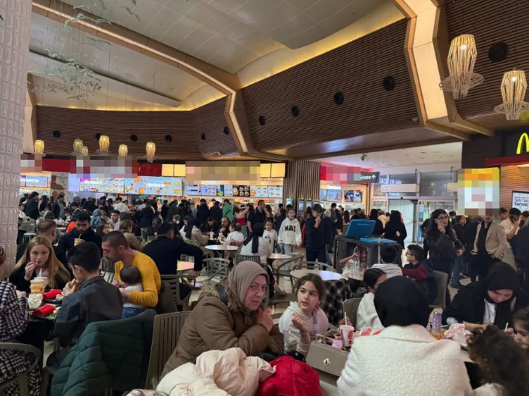 İstanbul’da boykot çağrısı karşılık bulmadı! AVM ve restoranlarda yoğunluk yaşandı!