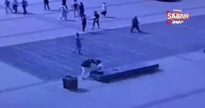 Taksim Meydanı’nda önce darp, sonra gasp kamerada | Video