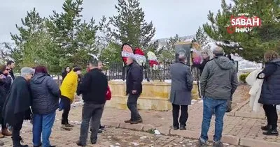 Dünyaca ünlü halk ozanı Aşık Veysel vefatının 50’nci yıl dönümünde mezarı başında anıldı | Video