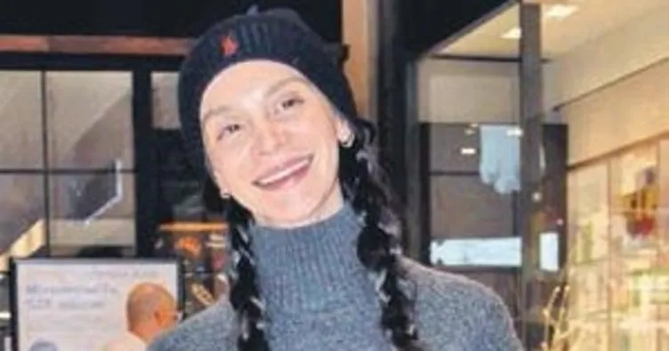 Anne-kız alışveriş turunda