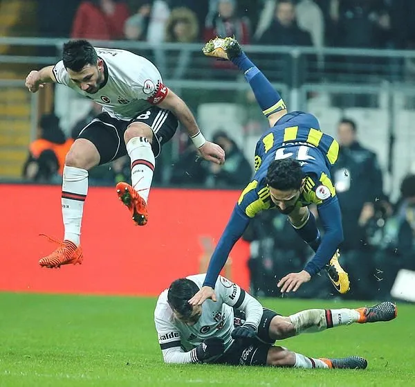 Beşiktaş - Fenerbahçe (Ziraat Türkiye Kupası) derbisinden kareler