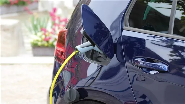 turkiyede-elektrikli-ve-hibrit-otomobil-satislari-150-bine-dayandi-1779870634814.jpg