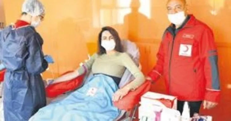 Çağrıyı dinledi, kan bağışı yaptı