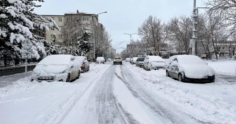 Ardahan’ da kar yağışı etkili oldu