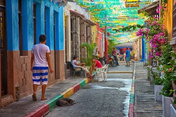 Dünyanın en güzel ve renkli sokakları seçildi! Türkiye’den tahmin edemeyeceğiniz bir yer var