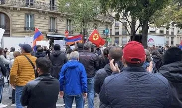 Ermeniler saldırdı Fransız polisi izledi