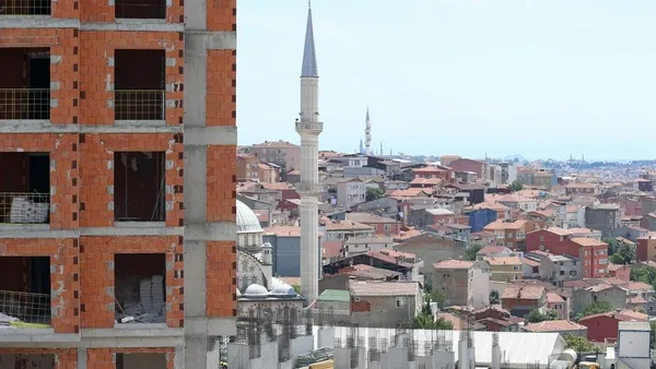 3-sokakta-67-bina-yarisi-bizden-ile-yenileniyor-zeytinburnunda-es-zamanli-kentsel-donusum-1787207646968.jpg