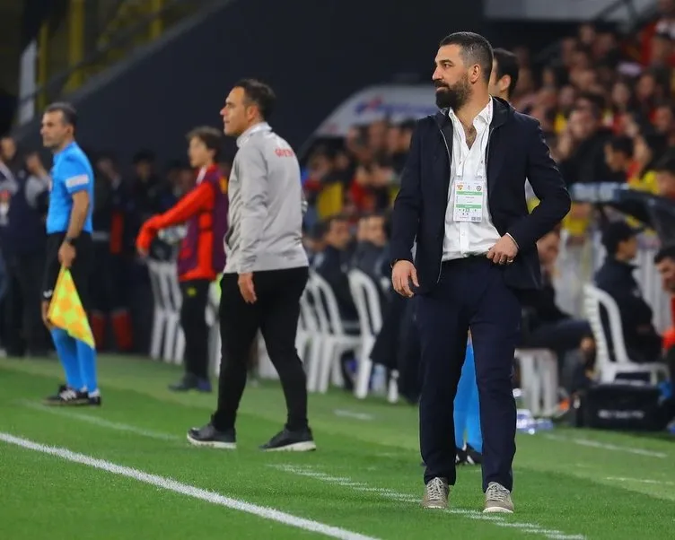 Son dakika haberleri: Arda Turan’ın ilk transferi belli oldu! Galatasaray’dan eski takım arkadaşını Eyüpspor’a getiriyor…