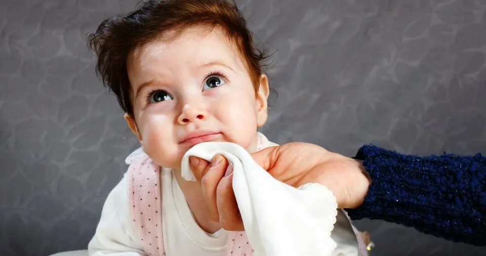 Yeni doğan bebeklerde kusmanın nedenleri nelerdir? Bebek Yeni doğan bebeklerde kusmanın nedenleri nelerdir? Bebek
