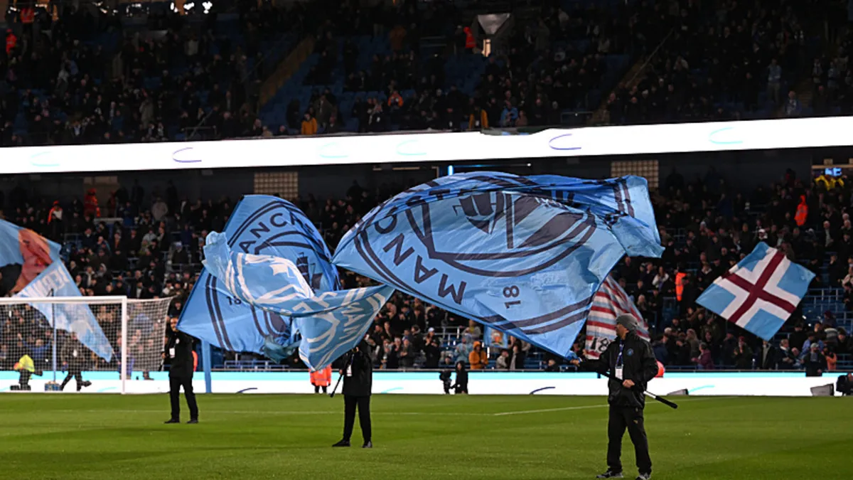 Premier Lig’de dikkat çeken VAR kararı!