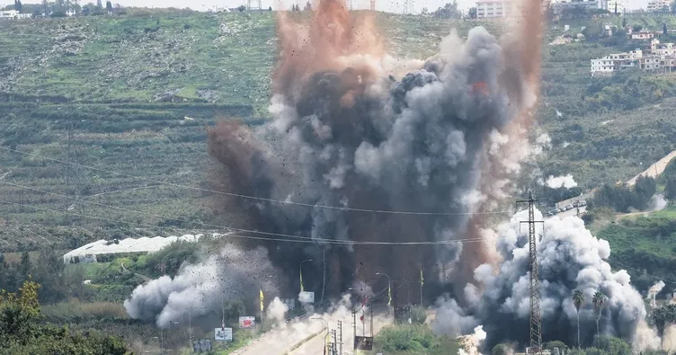 Savaş uçakları Lübnan’ı vurdu: 3 ölü