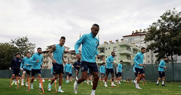 Alanyaspor, Adana Demirspor maçının hazırlıklarına başladı